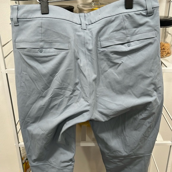 Lululemon ABC Classic-Fit Trouser
Warpstreme - Picture 8 of 11